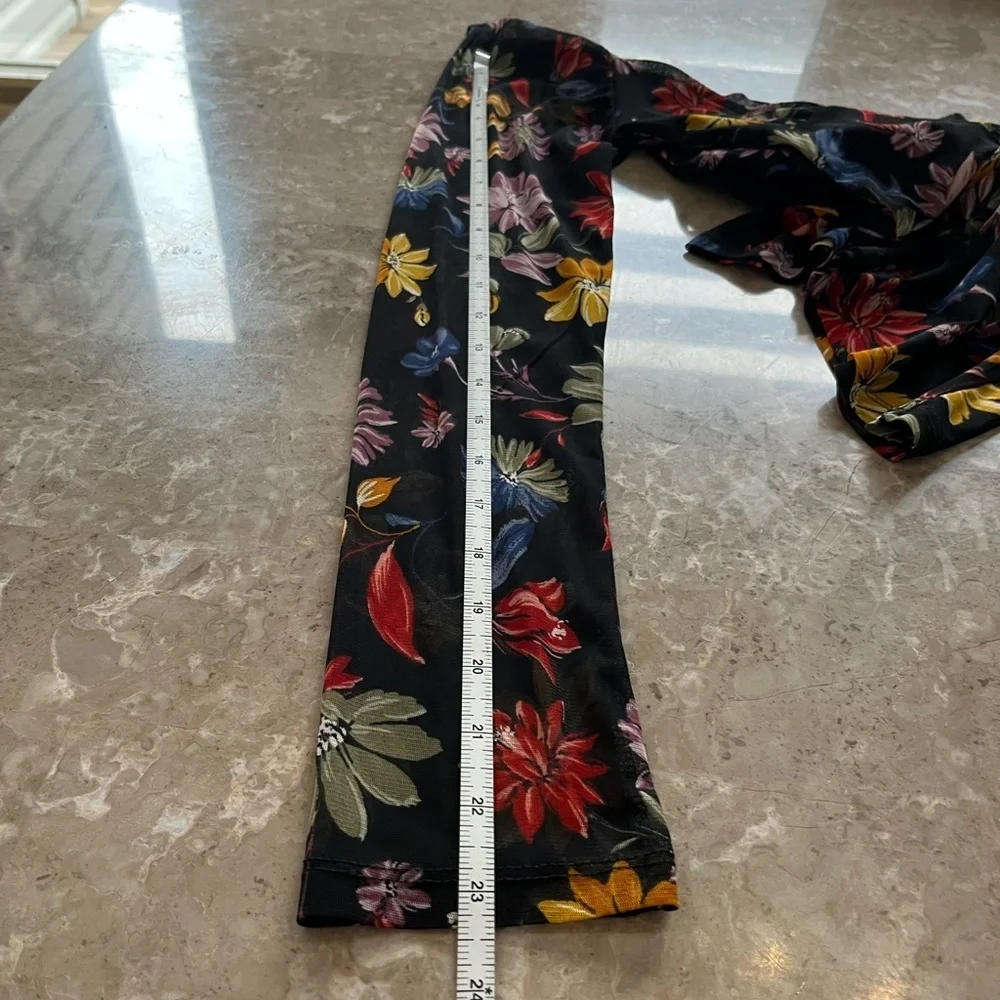 Streetwear society floral print sheer top size large - Picture 8 of 8